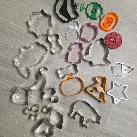 Random Various Cookie Cutter - Picture 8 of 8